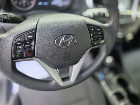 Used 2018 Hyundai Tucson SEL FWD image 19