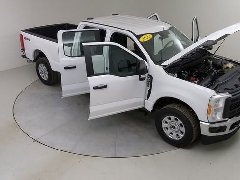 Certified 2023 Ford F250 XL w/ XL Chrome Package image 45