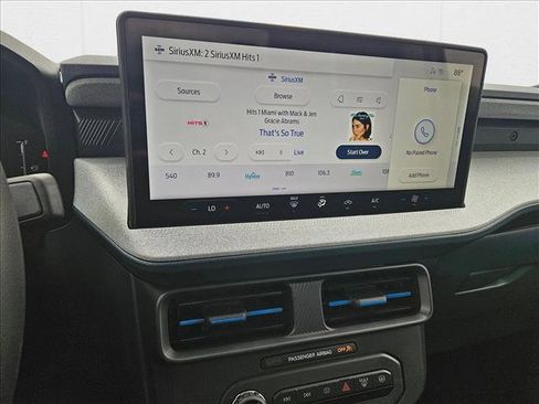 New 2025 Ford Maverick XLT image 12