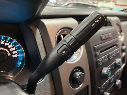 Used 2011 Ford F150 XLT w/ XLT Convenience Pkg image 24