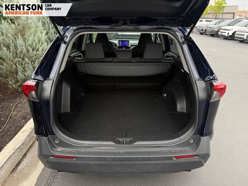 Used 2025 Toyota RAV4 XLE AWD/4WD image 35