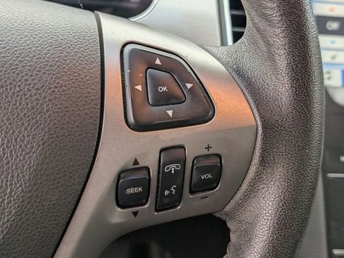 Used 2017 Ford Taurus SEL w/ Equipment Group 201A AWD/4WD image 20