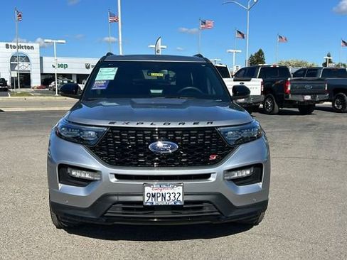 Certified 2023 Ford Explorer ST w/ Equipment Group 401A image 9