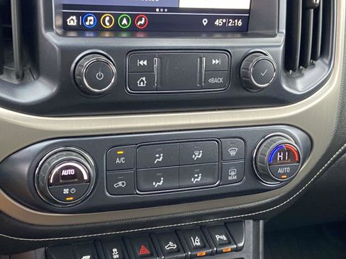 Used 2020 GMC Canyon Denali image 16