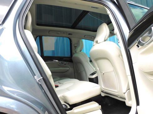 Used 2019 Volvo XC90 T6 Momentum w/ Advanced Package AWD/4WD image 20