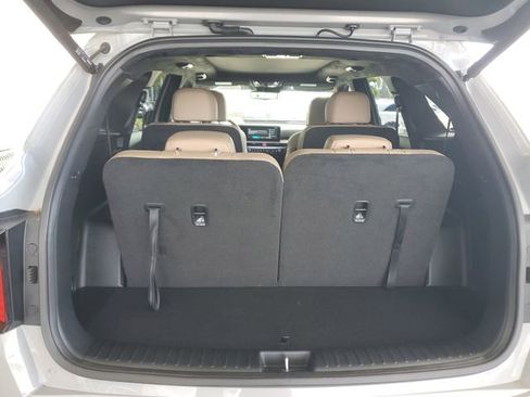 Certified 2025 Kia Sorento SX Prestige w/ Olive Brown Leather Package image 6