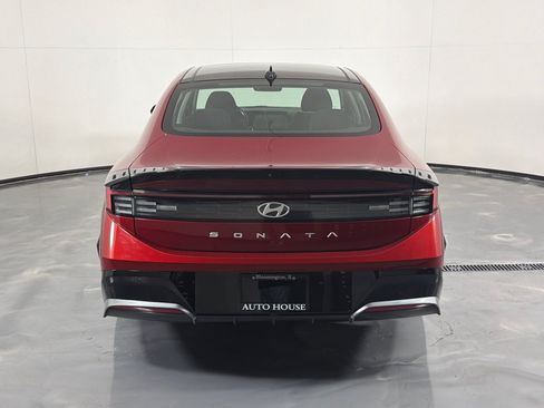 Used 2024 Hyundai Sonata SEL w/ Convenience Package FWD image 6