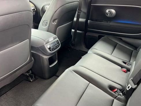 New 2026 Hyundai Ioniq 9 SEL image 12