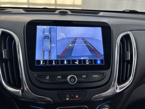 Used 2023 Chevrolet Equinox LT image 15