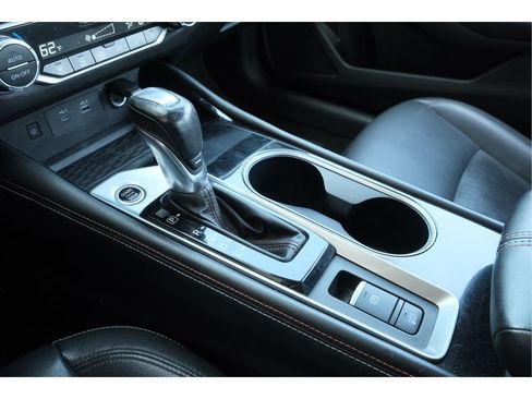 Used 2023 Nissan Altima 2.0 SR FWD image 14