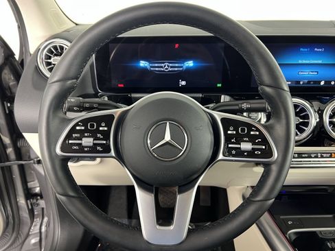 Certified 2023 Mercedes-Benz GLA 250 4MATIC w/ Premium Package image 13