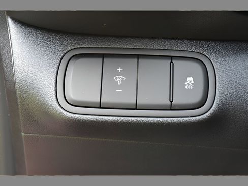 New 2025 Hyundai Venue Limited image 20