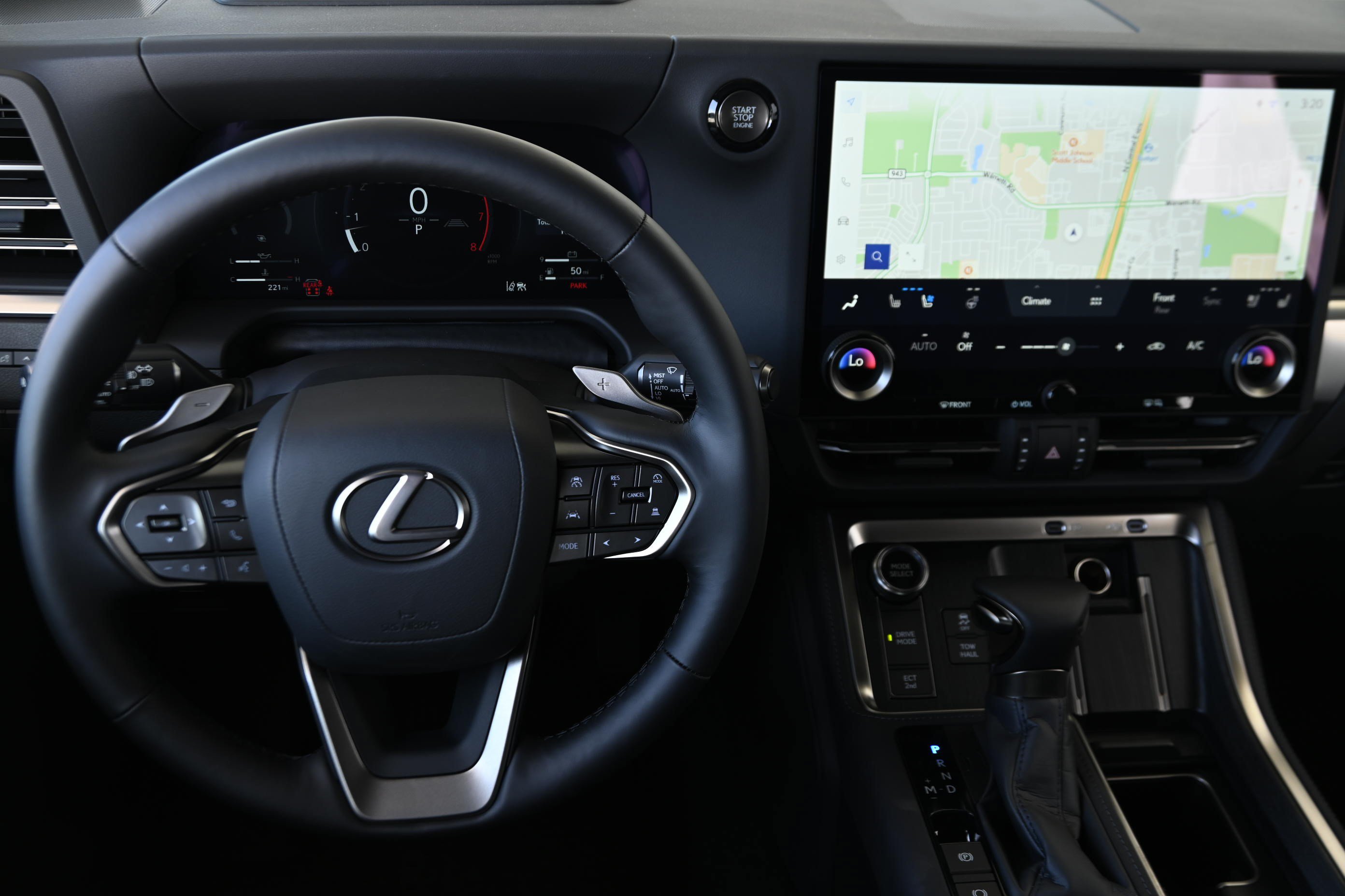 Used 2026 Lexus GX 550 w/ Accessory Package (2T) AWD/4WD image 18