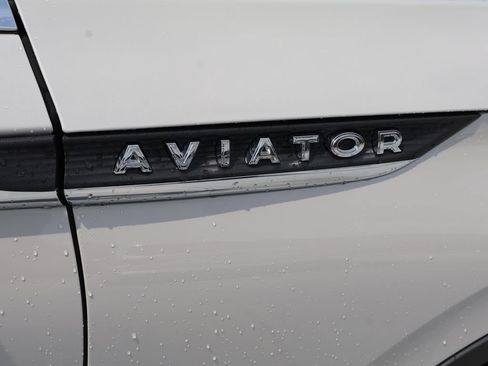 Used 2024 Lincoln Aviator Reserve w/ Equipment Group 201A AWD/4WD image 8