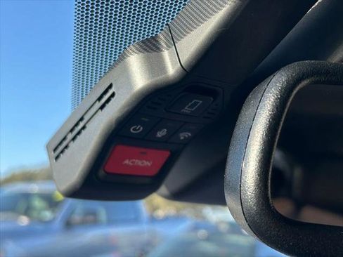 Certified 2023 Toyota Sienna Platinum image 37