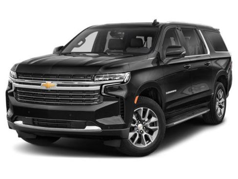 Used 2024 Chevrolet Suburban LT AWD/4WD image 2