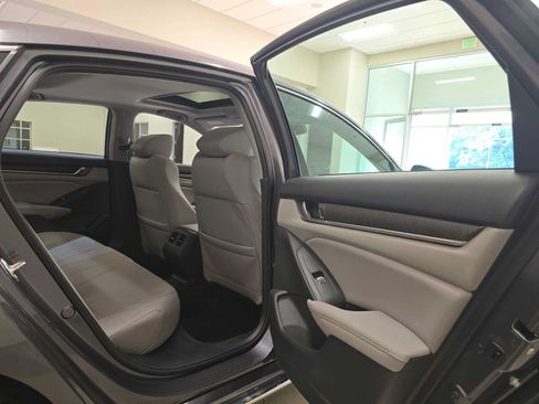 Used 2018 Honda Accord EX-L image 27