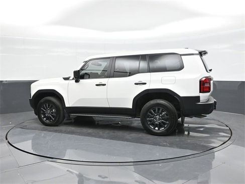 Used 2025 Toyota Land Cruiser 1958 image 5