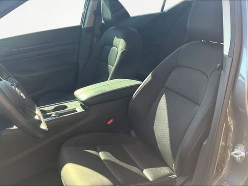 Used 2025 Nissan Altima 2.5 S image 15