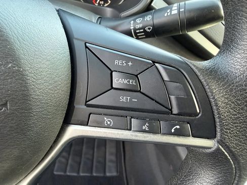 Used 2022 Nissan Altima 2.5 SV FWD image 36