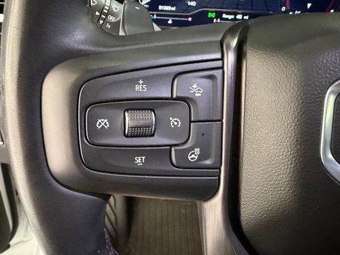 Used 2024 GMC Sierra 1500 AT4 w/ Technology Package AWD/4WD image 18