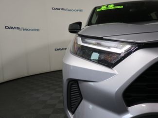 Used 2024 Toyota RAV4 LE AWD/4WD video 3