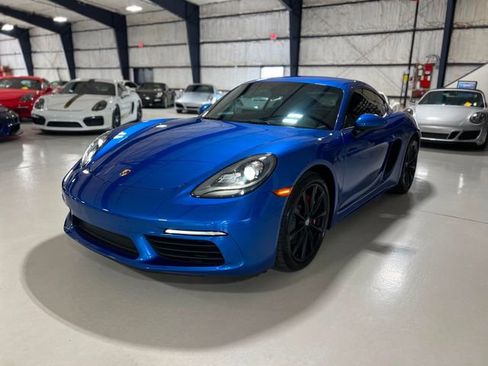 Used 2018 Porsche 718 Cayman RWD image 58