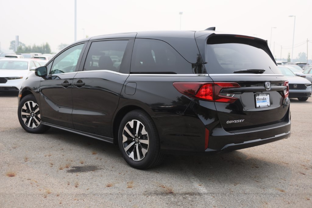 New 2027 Honda Odyssey EX-L image 4