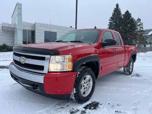 Used 2008 Chevrolet Silverado 1500 LT w/ Power Pack Plus image 1