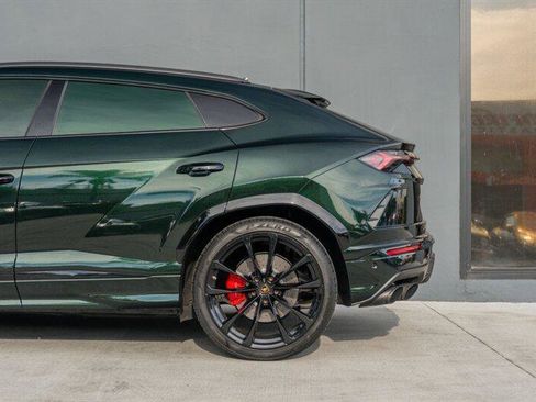 Used 2020 Lamborghini Urus image 19