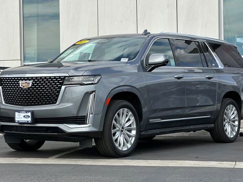 Used 2022 Cadillac Escalade ESV Luxury image 7