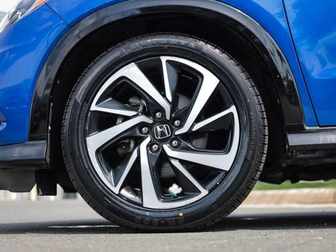 Used 2020 Honda HR-V Sport image 24