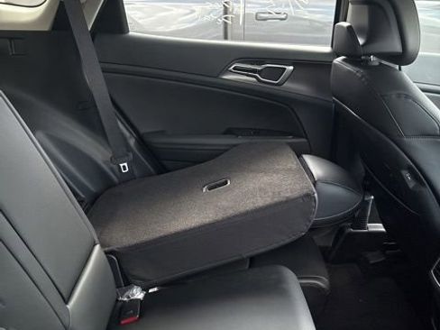 Used 2026 Kia Sportage EX FWD image 8