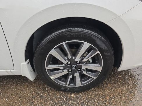 New 2025 Nissan Versa SV w/ Trunk Package image 12