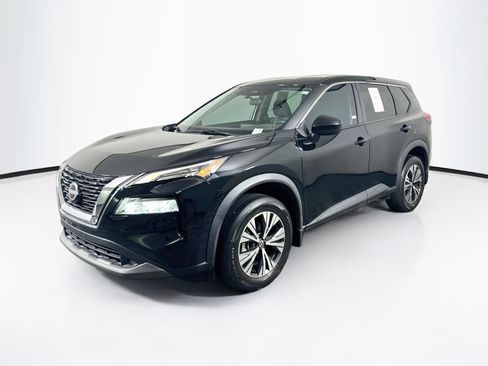 Used 2023 Nissan Rogue SV FWD image 3