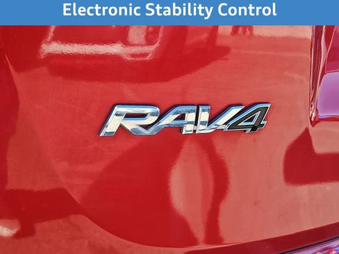 Used 2016 Toyota RAV4 Limited image 15