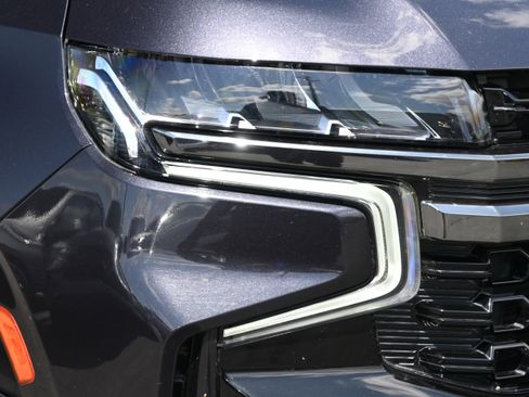 Used 2022 Chevrolet Tahoe Z71 w/ Luxury Package image 12