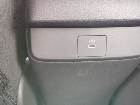 New 2026 Nissan Sentra SR w/ Floor Mat Package FWD image 22