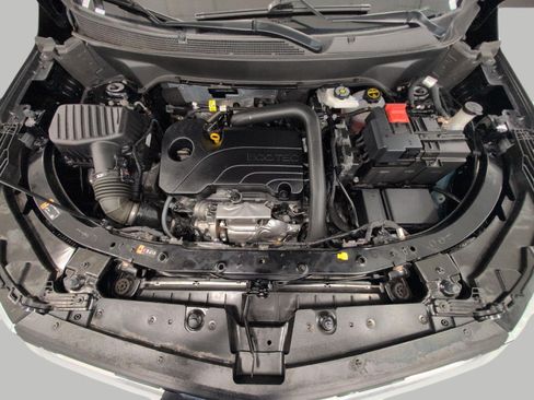 Used 2025 Chevrolet Equinox LT AWD/4WD image 9