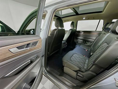 New 2026 Volkswagen Atlas SEL Premium R-Line image 17