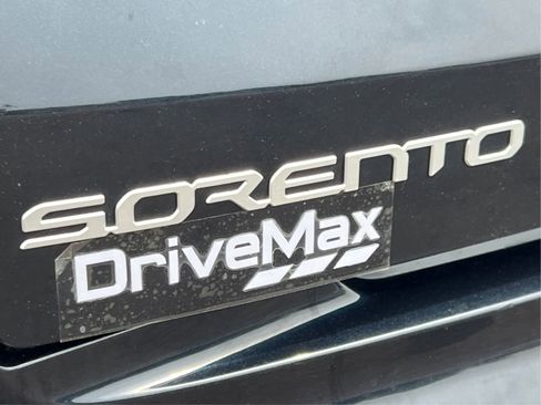 Used 2024 Kia Sorento EX AWD/4WD image 22