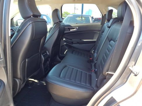 Certified 2023 Ford Edge SEL w/ Convenience Package AWD/4WD image 11