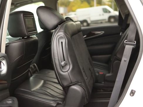 Used 2014 INFINITI QX60 AWD w/ Deluxe Touring Package image 45