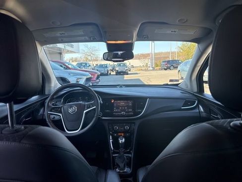 Used 2022 Buick Encore Preferred w/ Safety Package AWD/4WD image 27