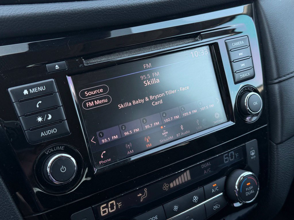Used 2019 Nissan Rogue SV AWD/4WD image 18