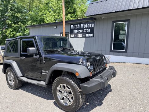 Used 2011 Jeep Wrangler Sport AWD/4WD image 1