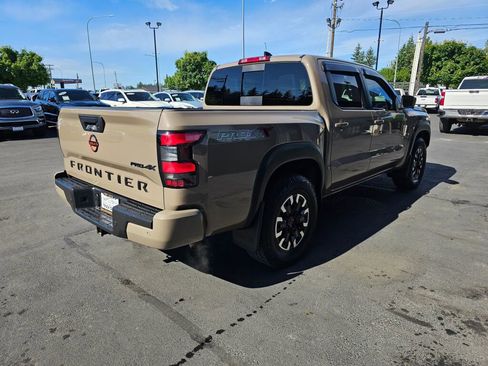 Used 2023 Nissan Frontier PRO-4X image 5