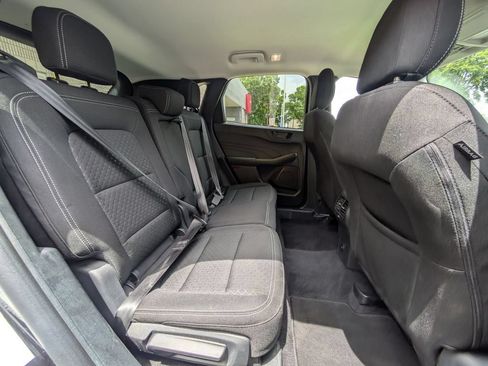 Used 2025 Ford Escape Active AWD/4WD image 29