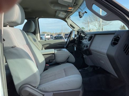 Used 2013 Ford F250 XL w/ XL Value Pkg image 15
