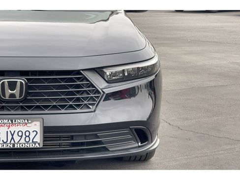 Certified 2023 Honda Accord EX image 19